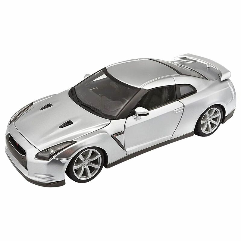 BBurago Nissan Gt R 1.18 BBurago Nissan Gt R 1.18