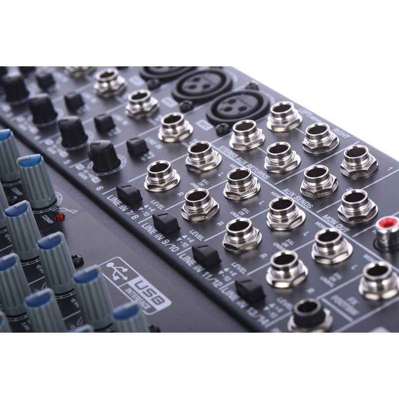 Behringer Xenyx QX1832 Audio Mixer