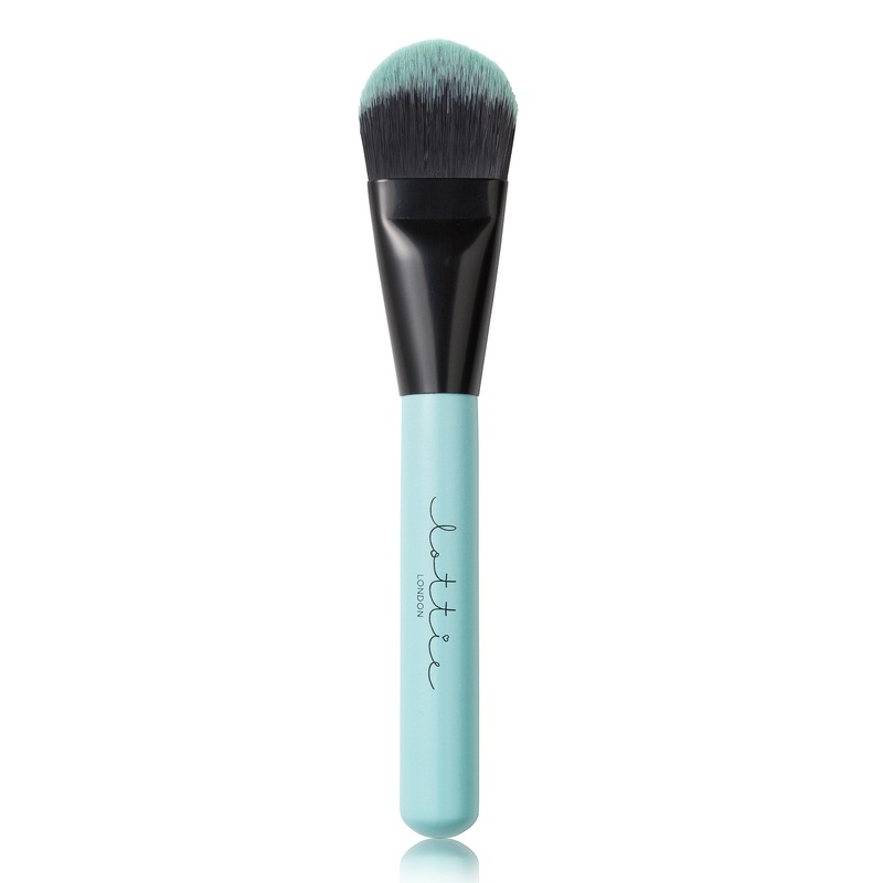 Lottie Flawless Base Foundation Brush