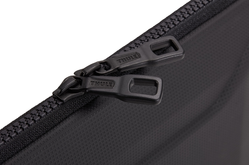 Thule Gauntlet 4 Sleeve Black for MacBook Pro 16-Inch