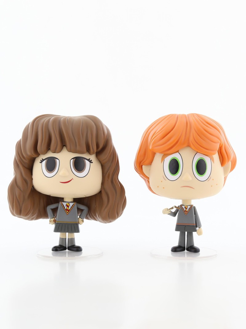 Funko Pop Harry Potter Ron & Hermoine Vinyl Figure Funko Pop Harry Potter Ron & Hermoine Vinyl Figure