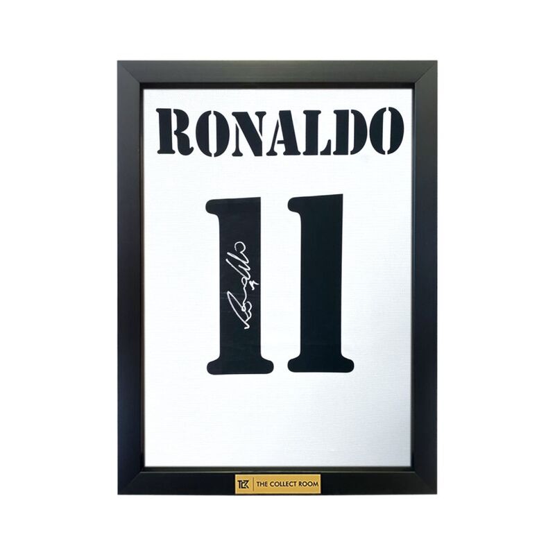 The Collect Room Ronaldo Nazario 11 Real Madrid 01/02 Home Signed Jersey