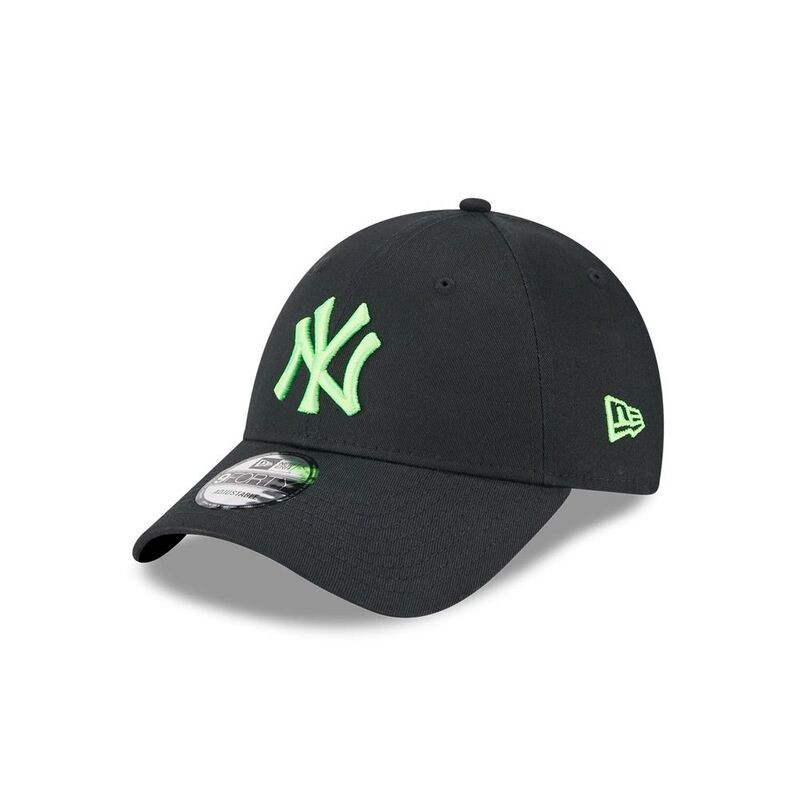 New Era Neon 9Forty MLB New York Yankees Black/Green Free Size Cap New Era Neon 9Forty MLB New York Yankees Black/Green Free Size Cap