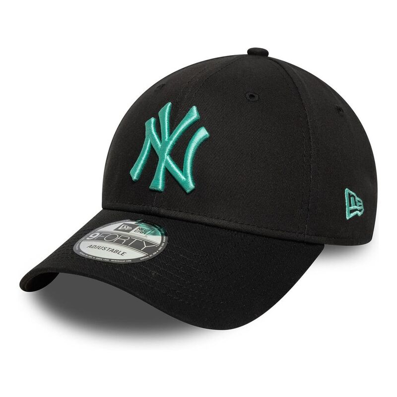 New Era League Essential 9Forty New York Yankees Black Cap (One Size) New Era League Essential 9Forty New York Yankees Black Cap (One Size)