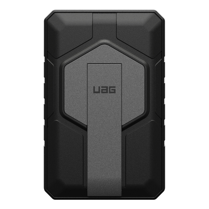 UAG RGD 10000 mAh Power Bank - Black/Grey UAG RGD 10000 mAh Power Bank - Black/Grey