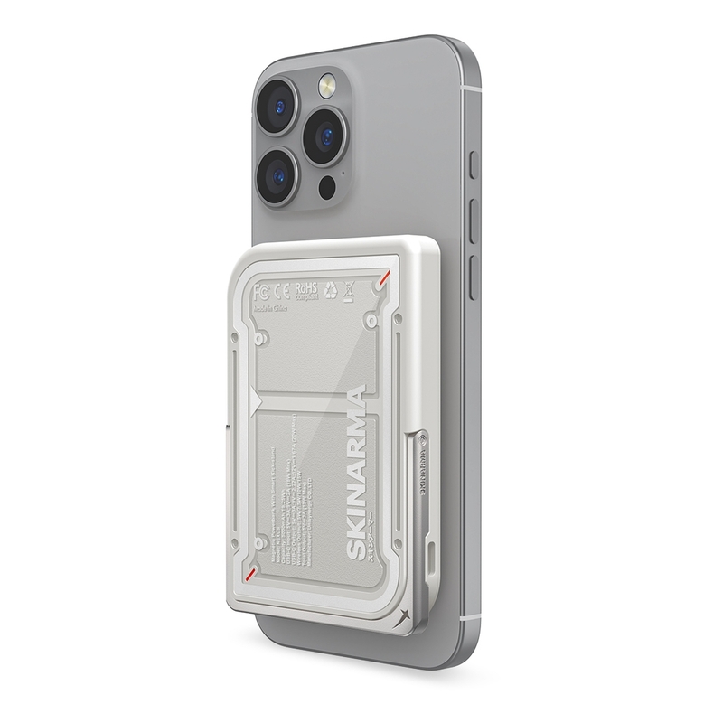 Skinarma Nexus Mecha Magnetic Power Bank With Smart Kick-Stand 5000mAh 20W USB-C Pd - Light Grey Skinarma Nexus Mecha Magnetic Power Bank With Smart Kick-Stand 5000mAh 20W USB-C Pd - Light Grey