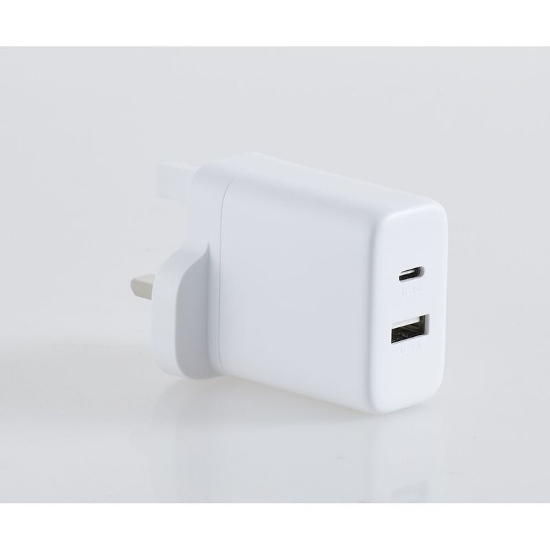 Ugreen 20W Dual Fast Charger USB-C 20W + USB-A 18W (UK) - White Ugreen 20W Dual Fast Charger USB-C 20W + USB-A 18W (UK) - White