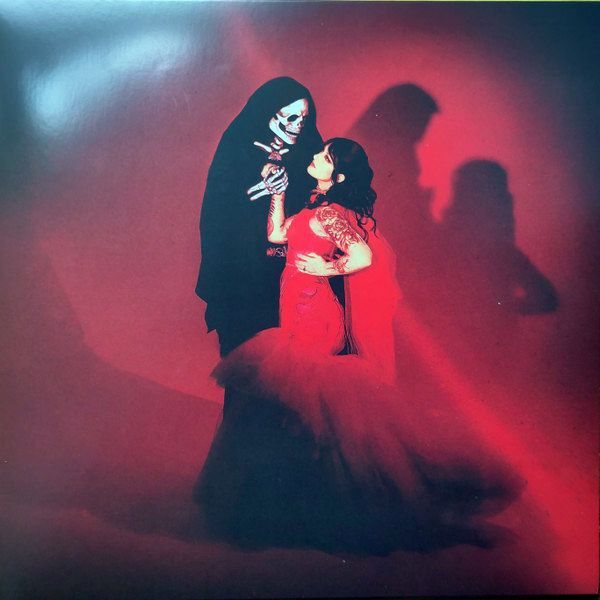 Kissing Death (Half Red/Half Black with Black Splatter) | mothica
