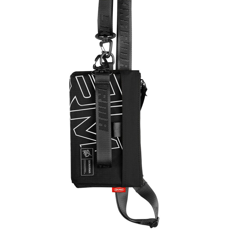 Skinarma Clutch Jager Black