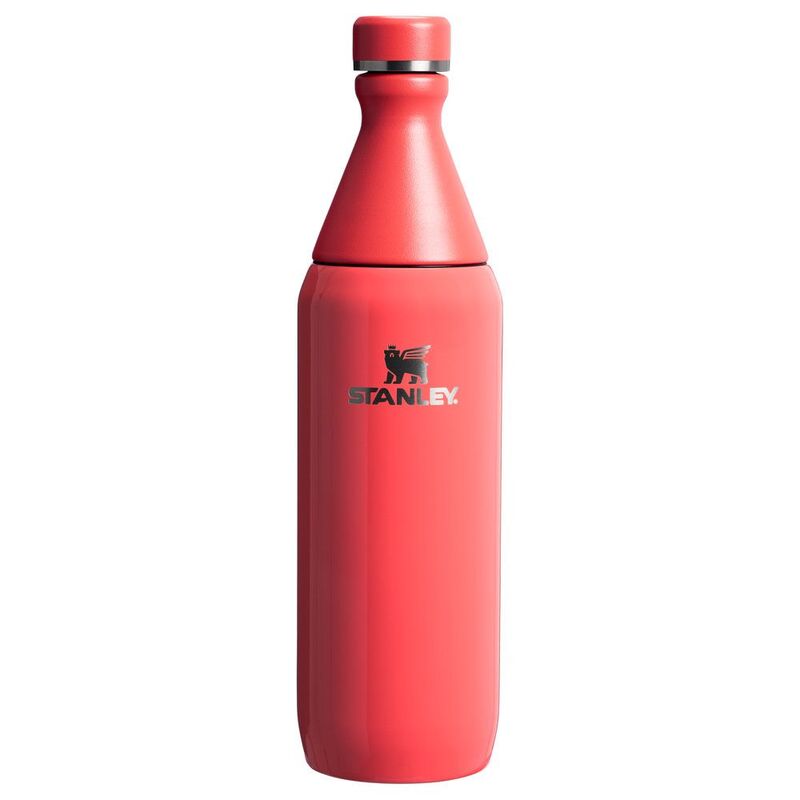 Stanley All Day Slim Bottle 0.6L/20Oz Hot Coral Gloss Stanley All Day Slim Bottle 0.6L/20Oz Hot Coral Gloss