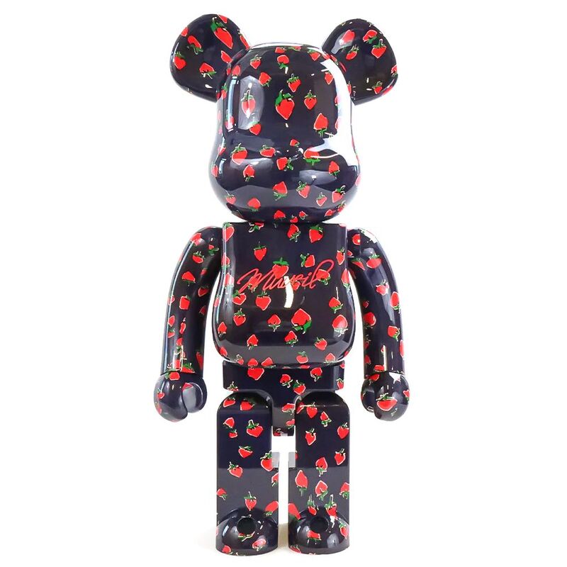 Bearbrick 1000&#37; Muveil Strawberry Figure (72cm)