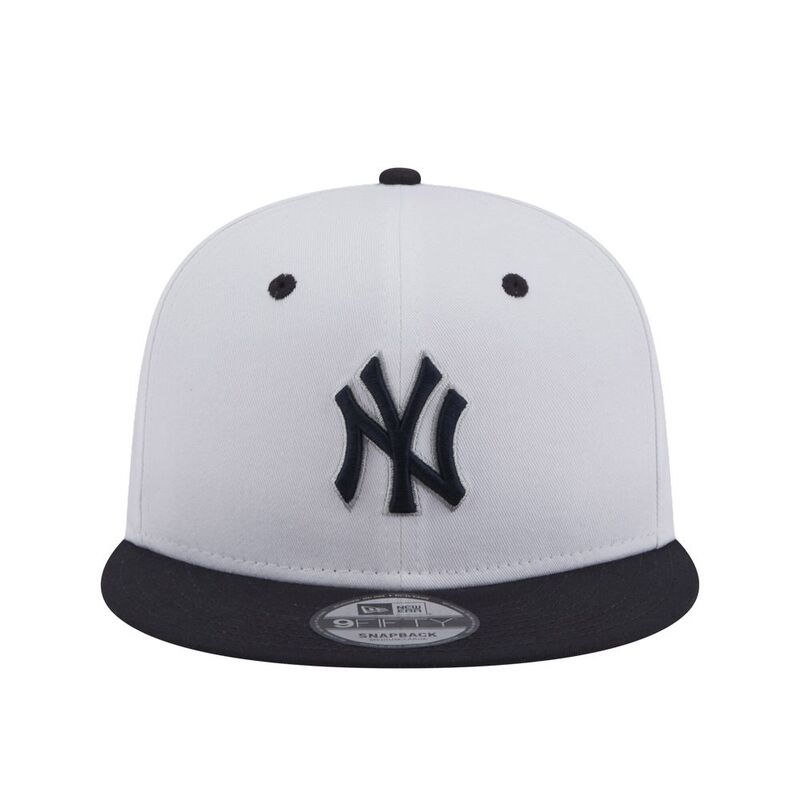 New Era White Crown Patch New York Yankees 9Fifty Men's Cap - White New Era White Crown Patch New York Yankees 9Fifty Men's Cap - White