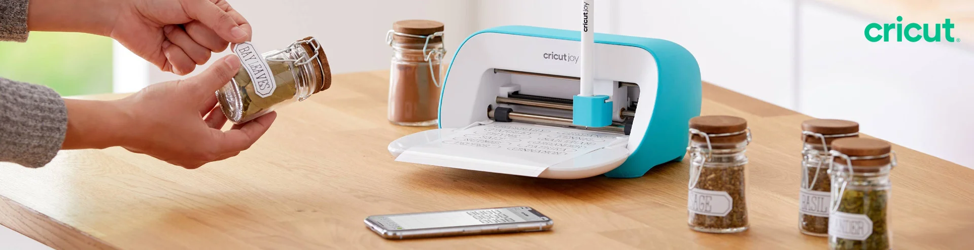 Full-Width-Large-Cricut-Joy-Electronic-Cutting-Machine-Desktop.webp