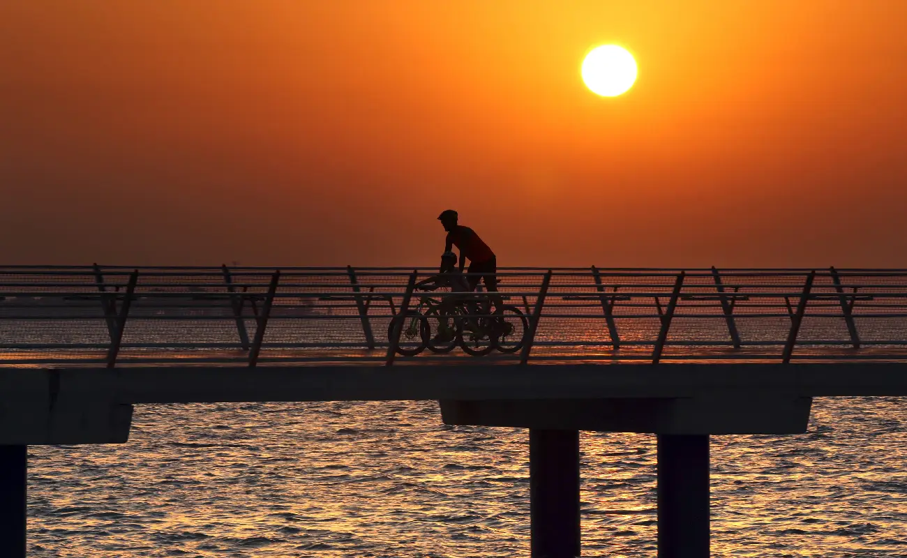 cycling-in-abu-dhabi.webp