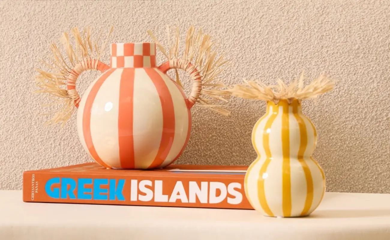 vases.webp vases.webp